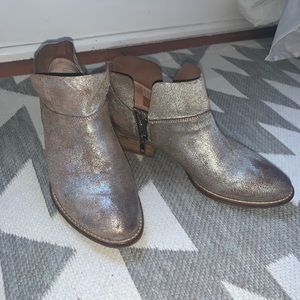SEYCHELLES Snare Ankle Bootie - Silver